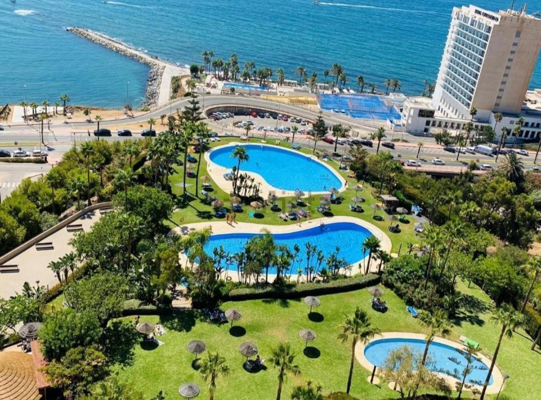 Apartamento Para 6 Con Wifi, Ac, Piscina Y Parking Gratis Benalmádena Zewnętrze zdjęcie