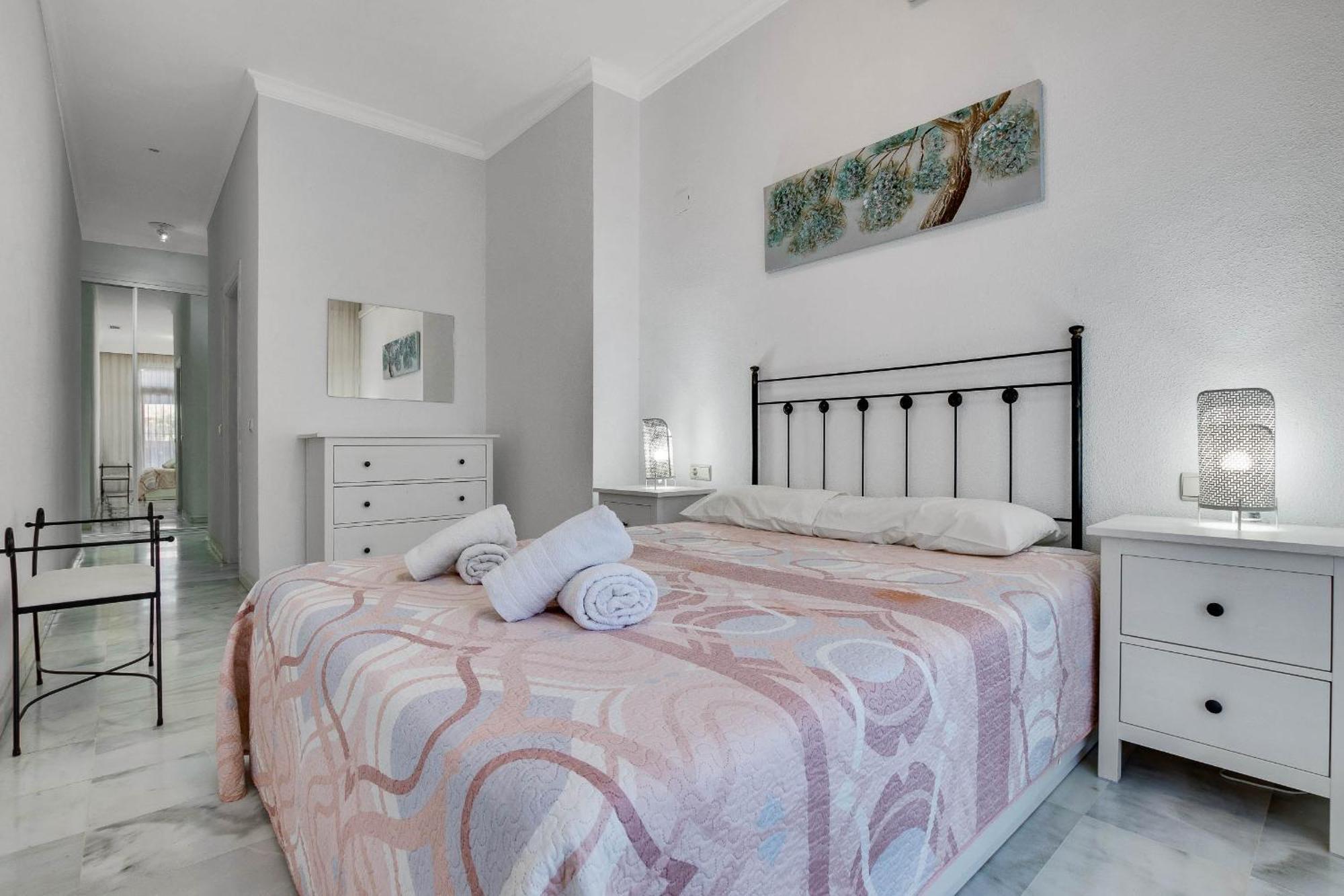 Apartamento Para 6 Con Wifi, Ac, Piscina Y Parking Gratis Benalmádena Zewnętrze zdjęcie