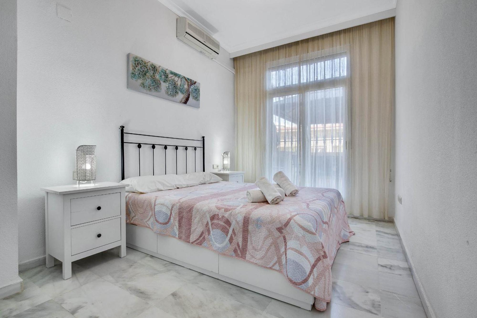 Apartamento Para 6 Con Wifi, Ac, Piscina Y Parking Gratis Benalmádena Zewnętrze zdjęcie